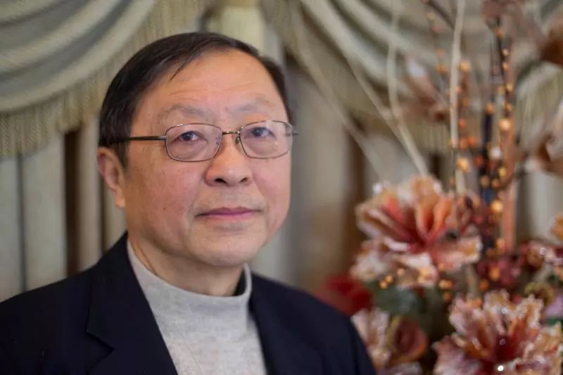 【纪念抗日战争胜利76周年】十载磨一剑 玉峰堪截云 向隆万与上海交大