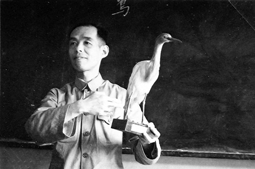 盛老师讲课.jpg 盛老师讲课.jpg