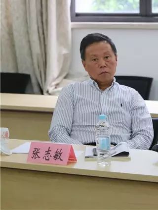 我校4.jpg