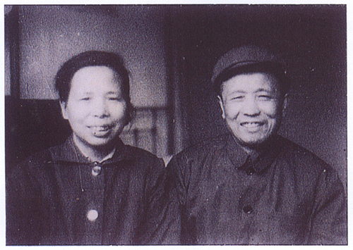 父母亲.jpg 父母亲.jpg