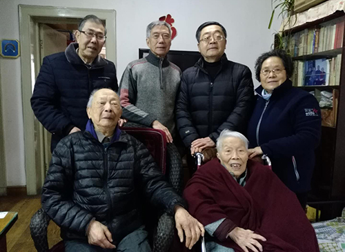 龙凤超.jpg